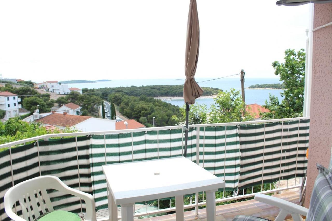 Apartment Bajuti Primošten Buitenkant foto