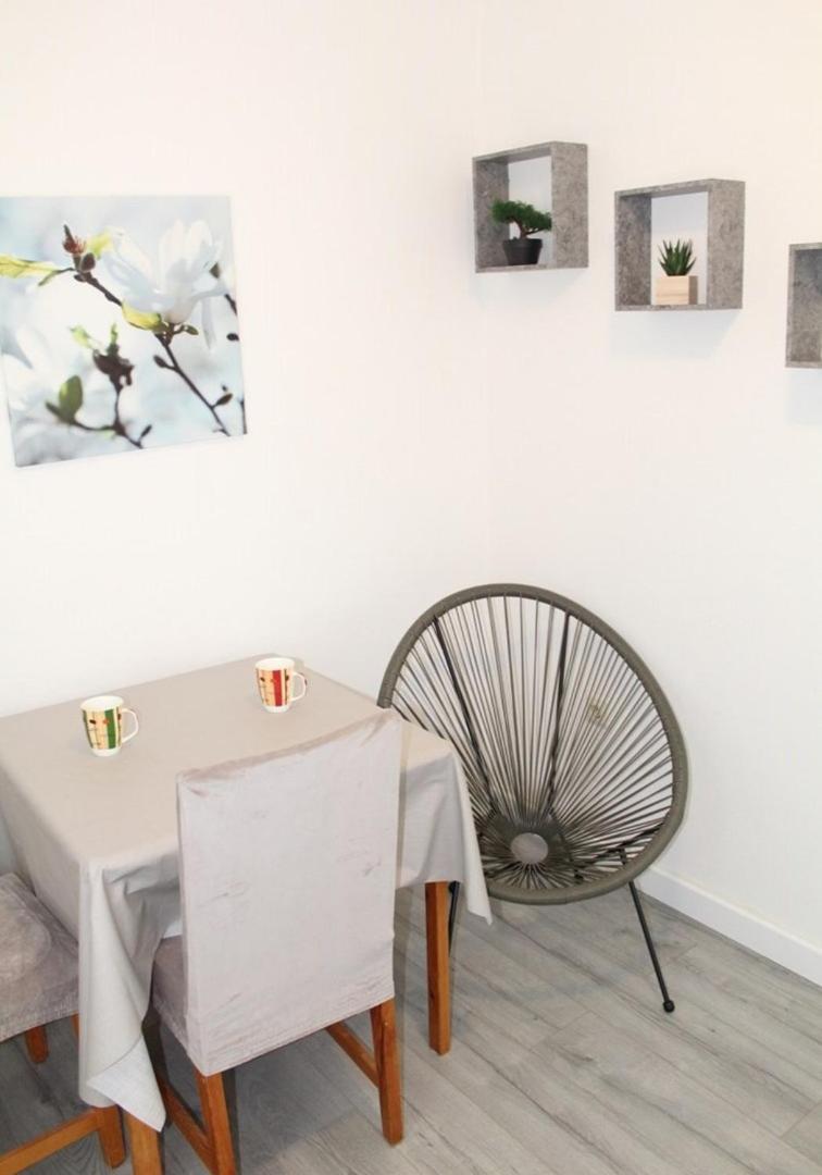Apartment Bajuti Primošten Buitenkant foto