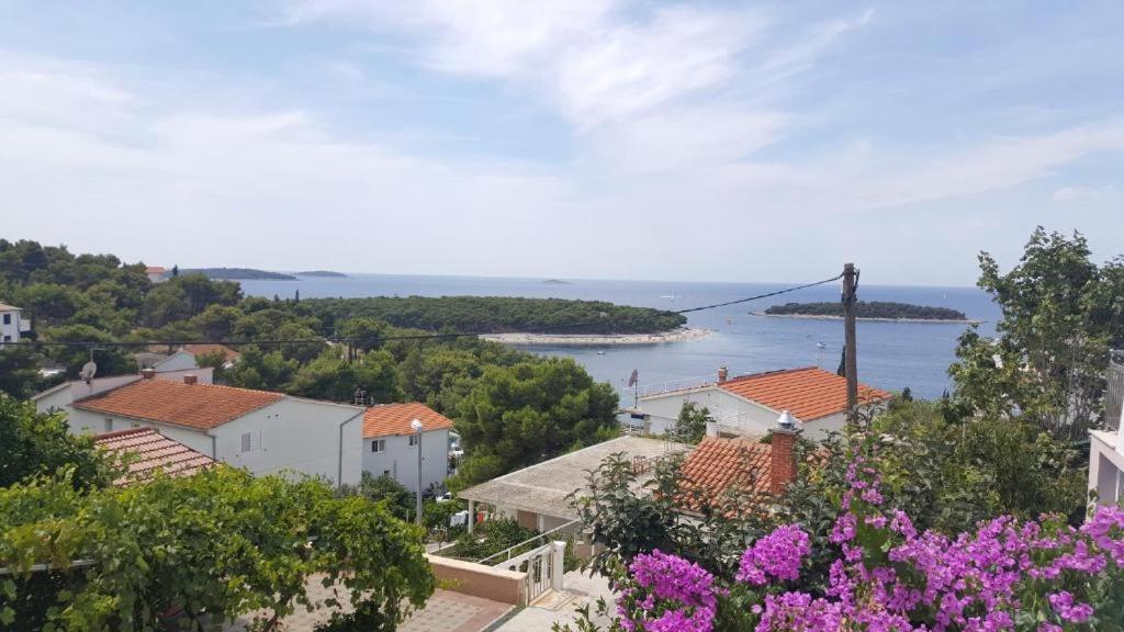 Apartment Bajuti Primošten Buitenkant foto